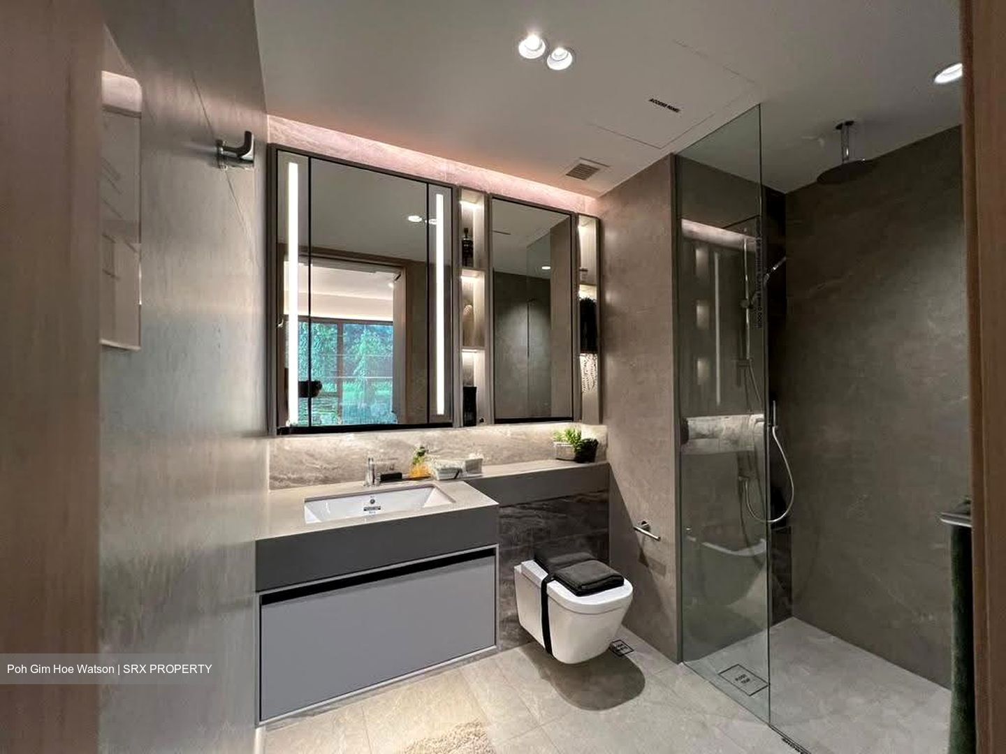 MARGARET DRIVE (D3), Condominium #613469211